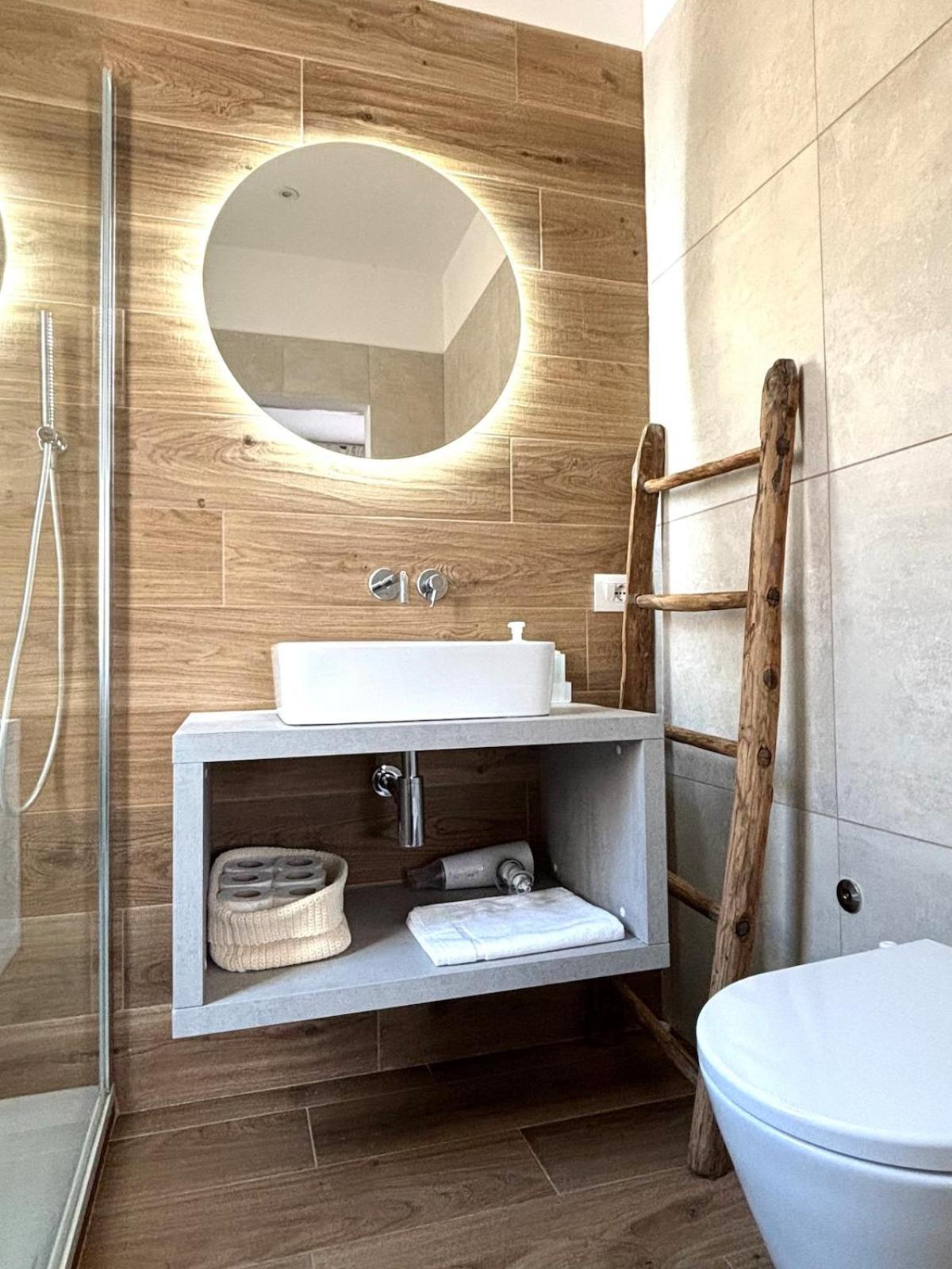 M4 White Monolocale Moderno E Funzionale Apartment Скандичи Екстериор снимка
