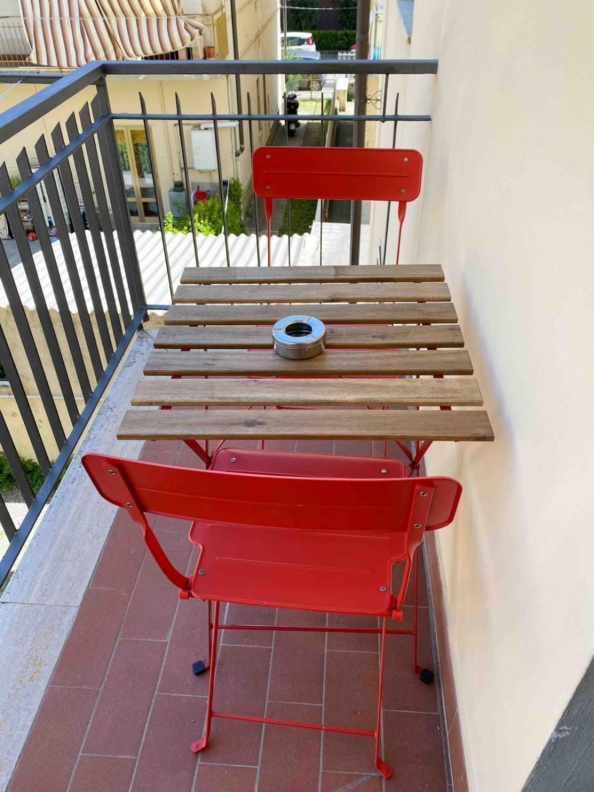 M4 White Monolocale Moderno E Funzionale Apartment Скандичи Екстериор снимка